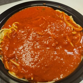 Pasta w/ Tomato Sauce